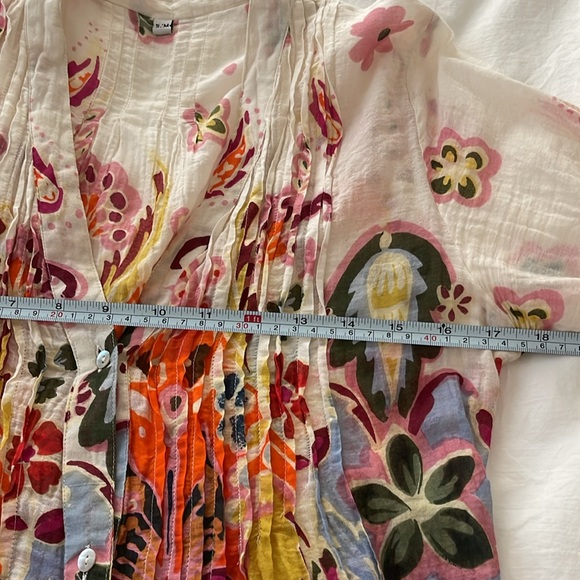 Floral Multicolor Button-Up Blouse - Picture 4 of 6